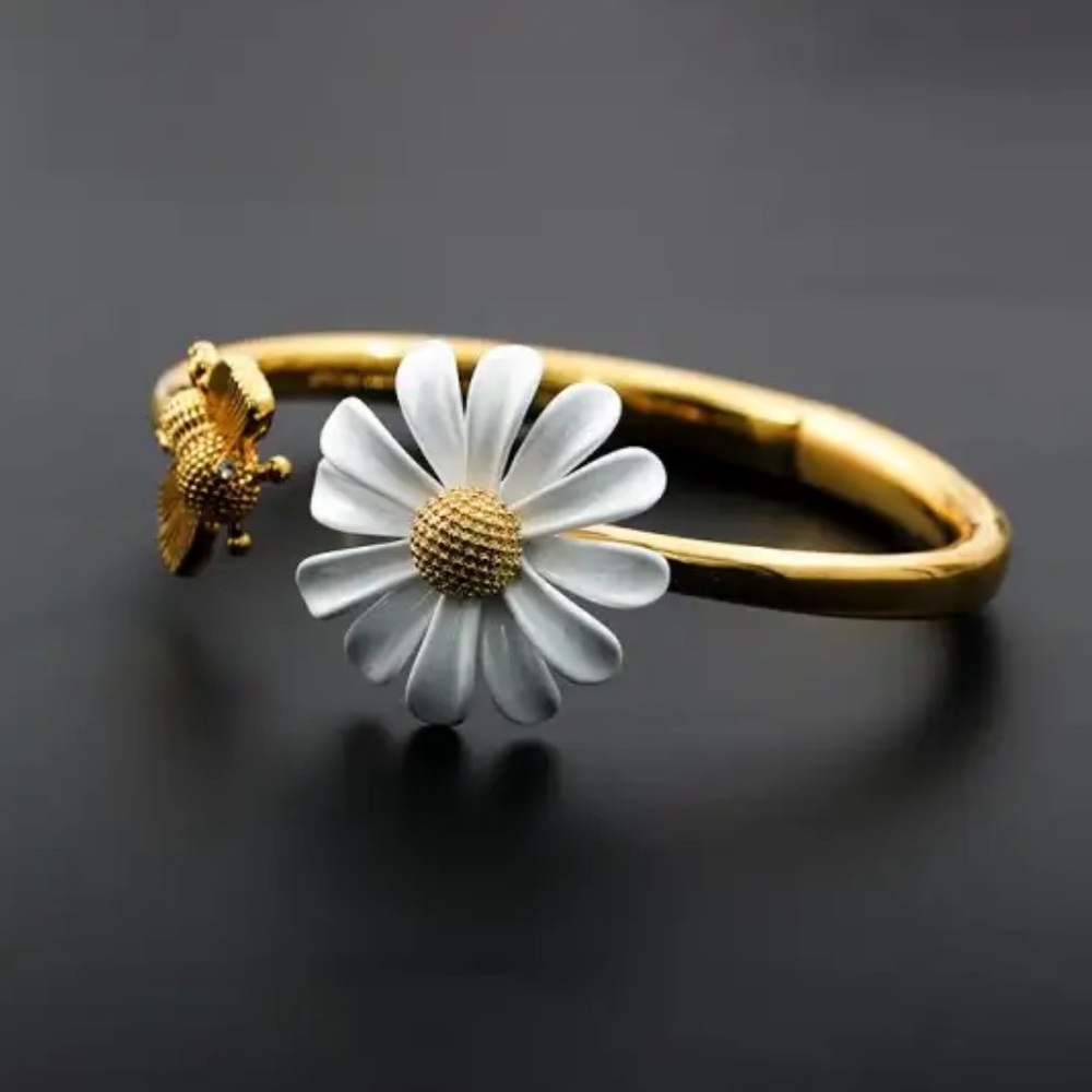 Daisy bracelet flower bee gold cute cuff style women’s jewelry accessories